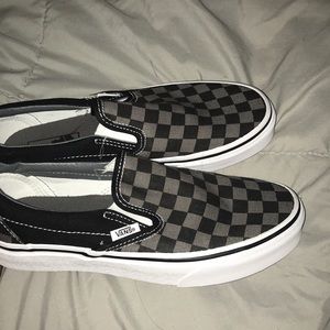 Women’s size 7.5/ Mens 6 Slip-On Vans